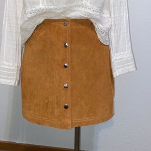 Suede Buttoned Mini Skirt WITH POCKETS